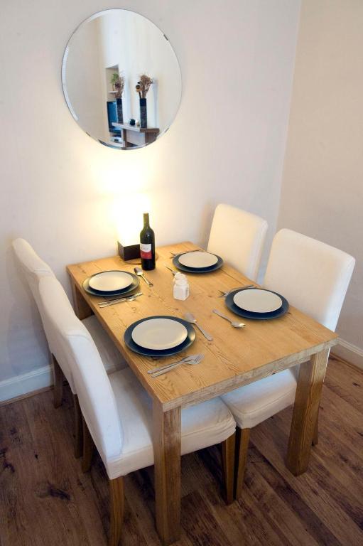 Innercitylets - Royal Mile Edinburgh Phòng bức ảnh