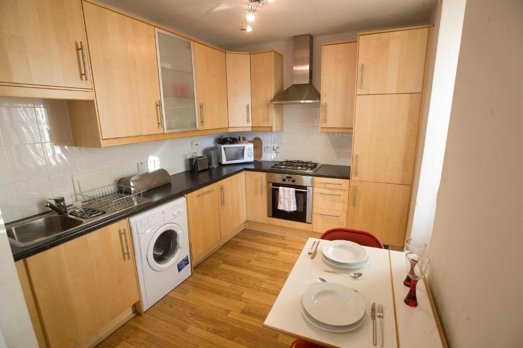 Innercitylets - Royal Mile Edinburgh Phòng bức ảnh