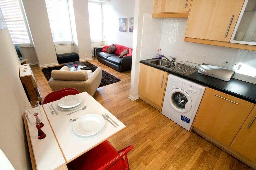Innercitylets - Royal Mile Edinburgh Phòng bức ảnh