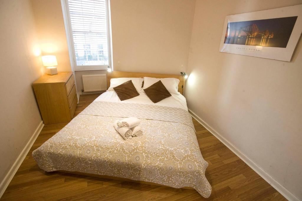 Innercitylets - Royal Mile Edinburgh Phòng bức ảnh